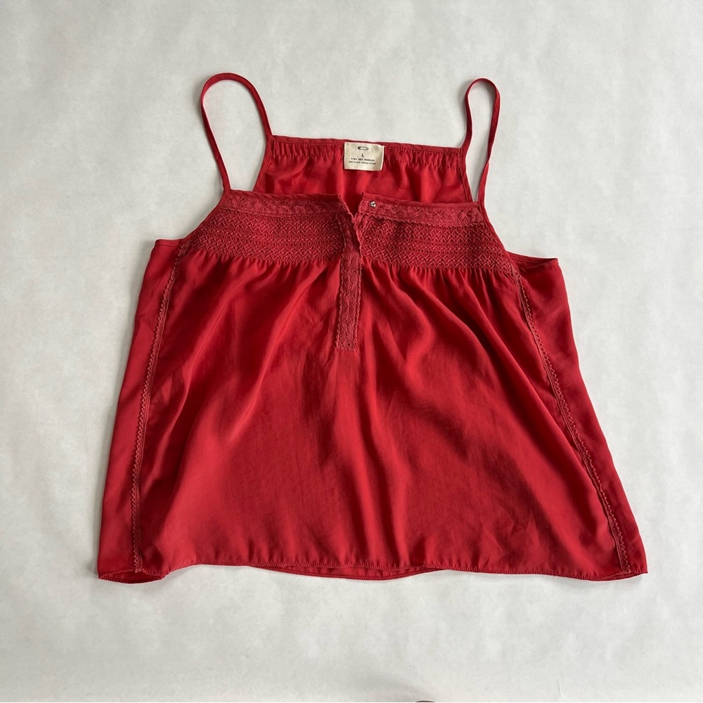 Pins & Needles Silky Red Sleeveless Camisole Tank Top Women’s Size Large
